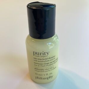 Philosophy PURITY MADE SIMPLE
one-step facial cleanser